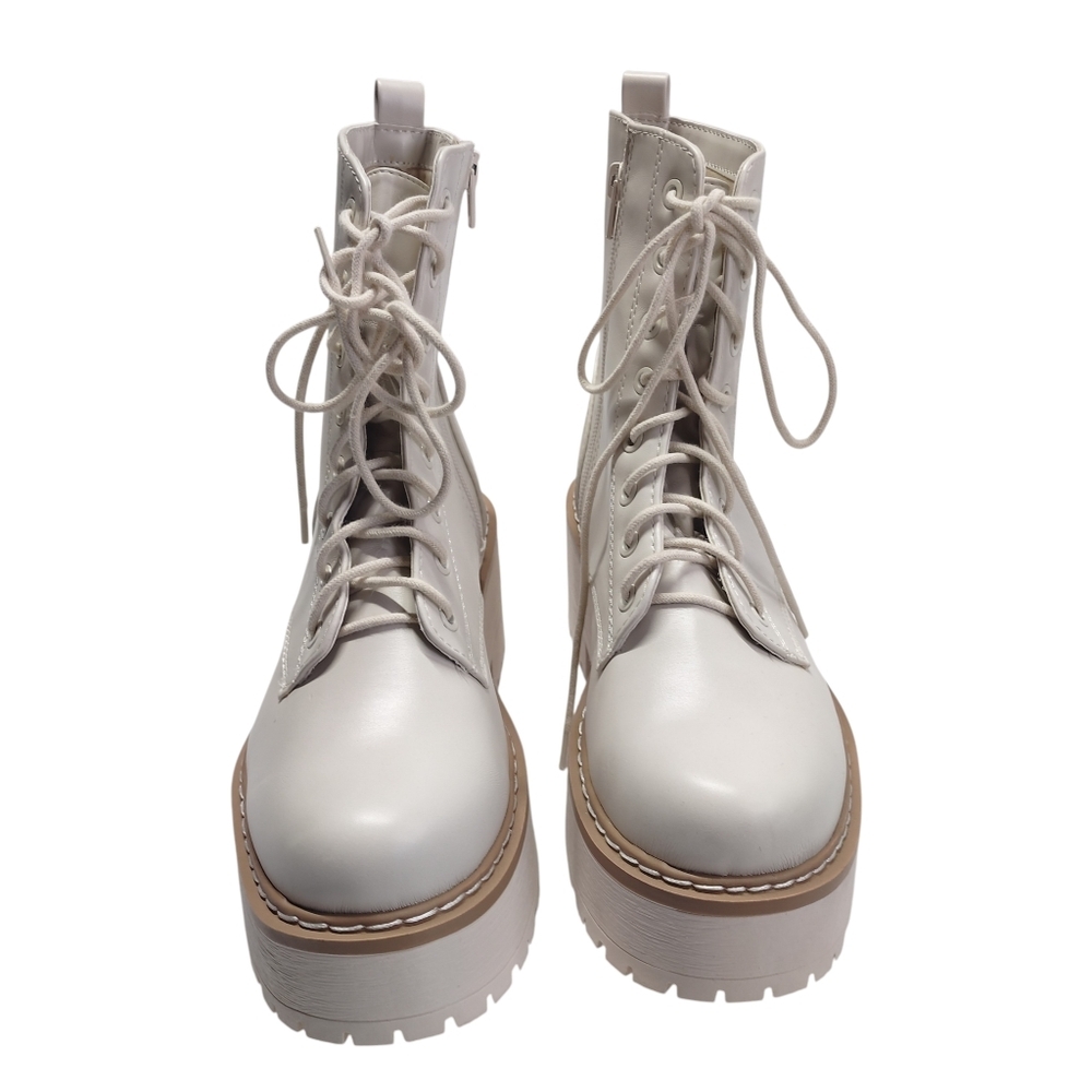 Soda Off White Pu Lace Up Chunky Lug Sole Round Toe Wide Combat Ankle Boot NWOT - Picture 4 of 13